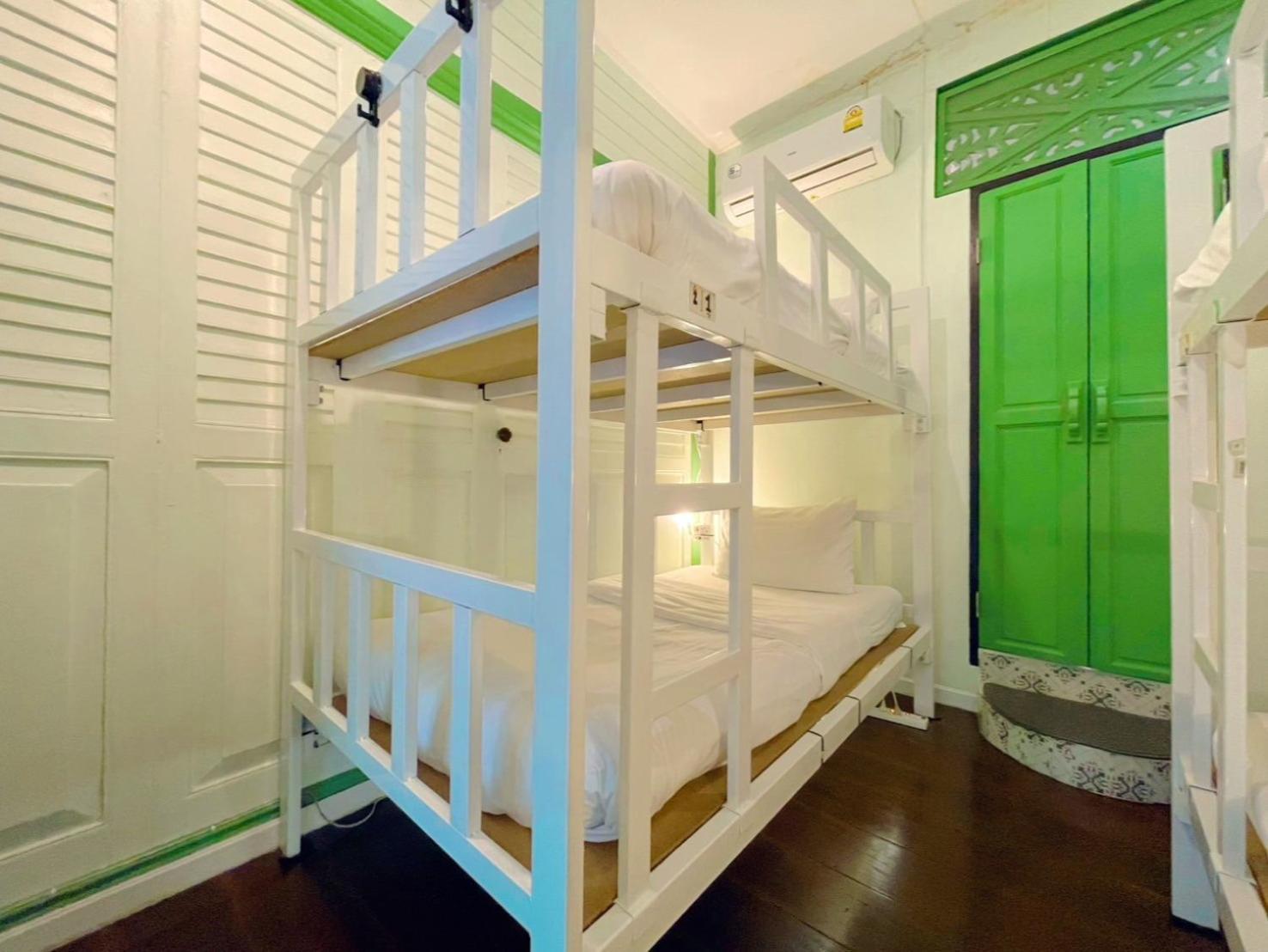 Green Teak House Bangkok Exterior foto