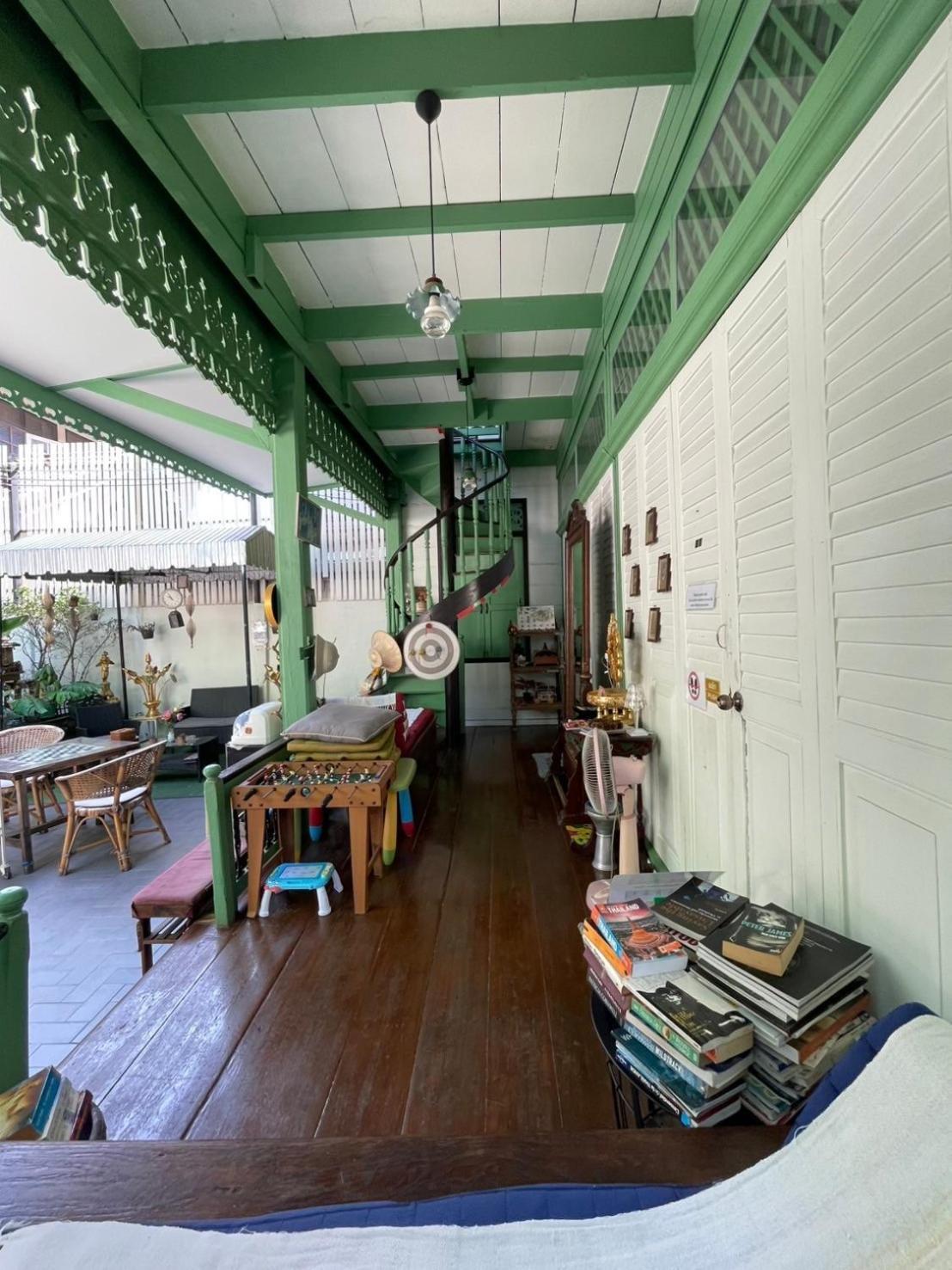 Green Teak House Bangkok Exterior foto