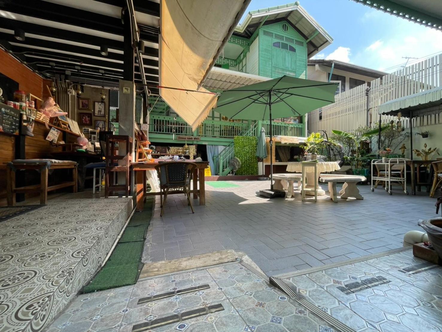 Green Teak House Bangkok Exterior foto