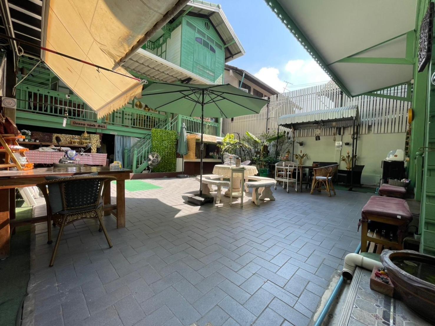 Green Teak House Bangkok Exterior foto