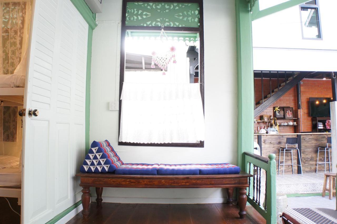 Green Teak House Bangkok Exterior foto