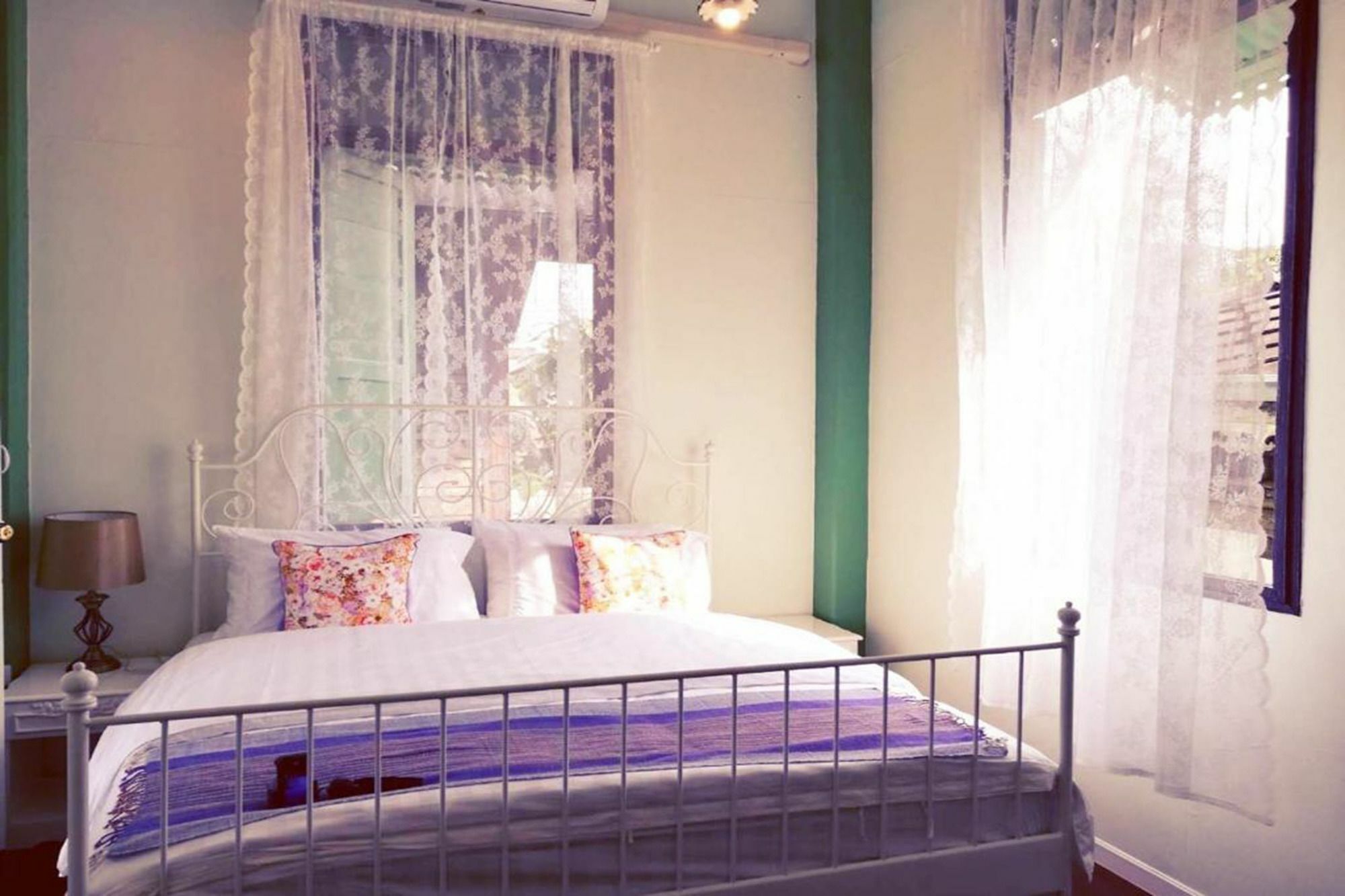 Green Teak House Bangkok Exterior foto